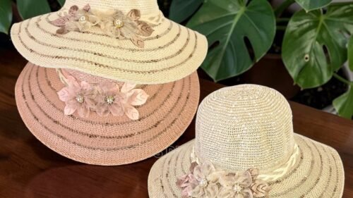 Sombrero con flores